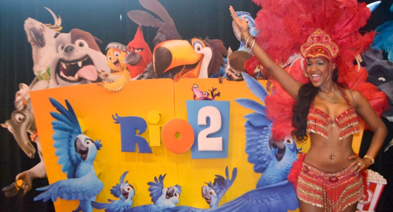 rio2 The Singing competition where everyone is grtting eaten by